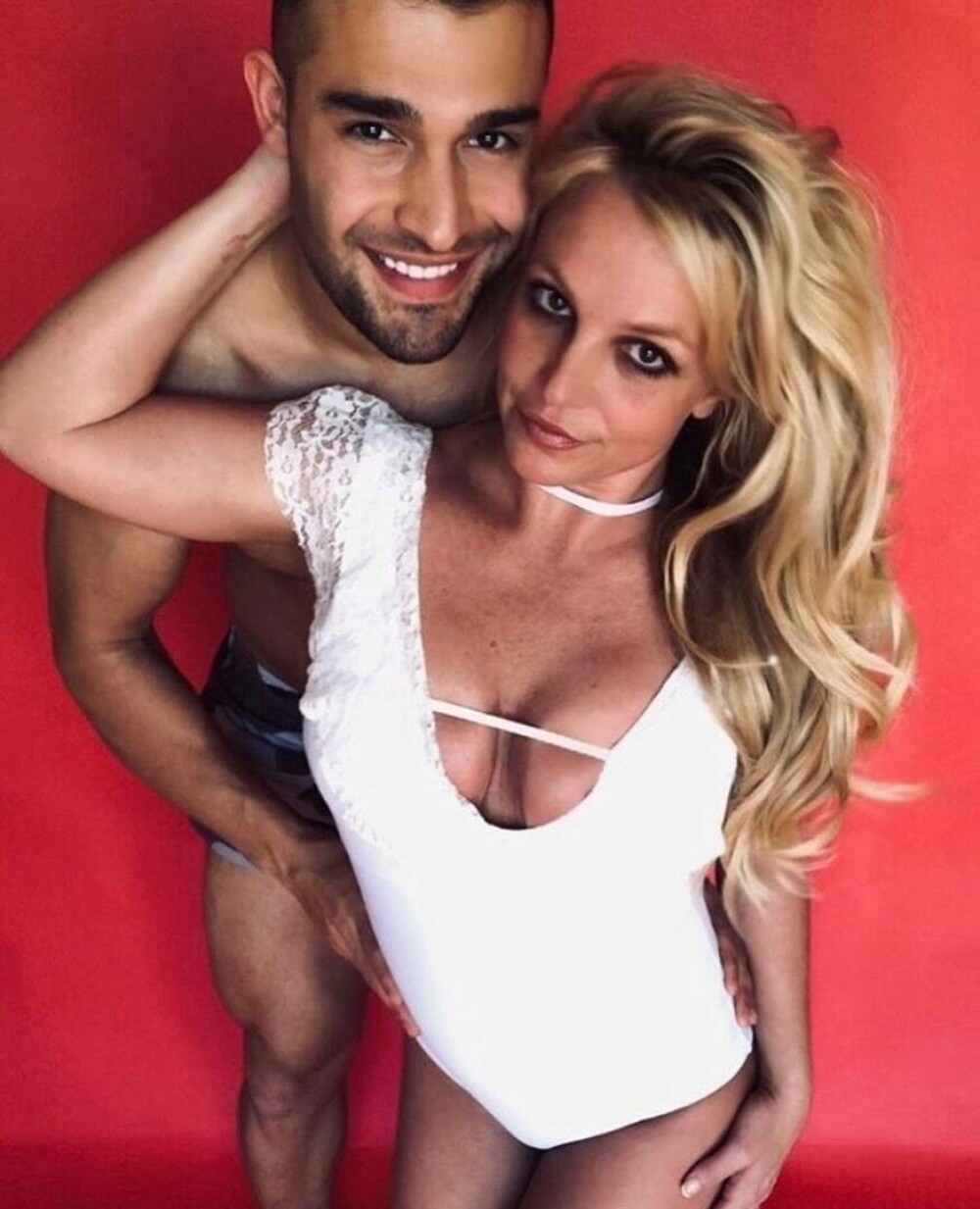 Cum a fost surprinsă Britney Spears după două zile de la divorțul de Sam Asghari. „Nu mai puteam suporta durerea” | FOTO - Imaginea 33