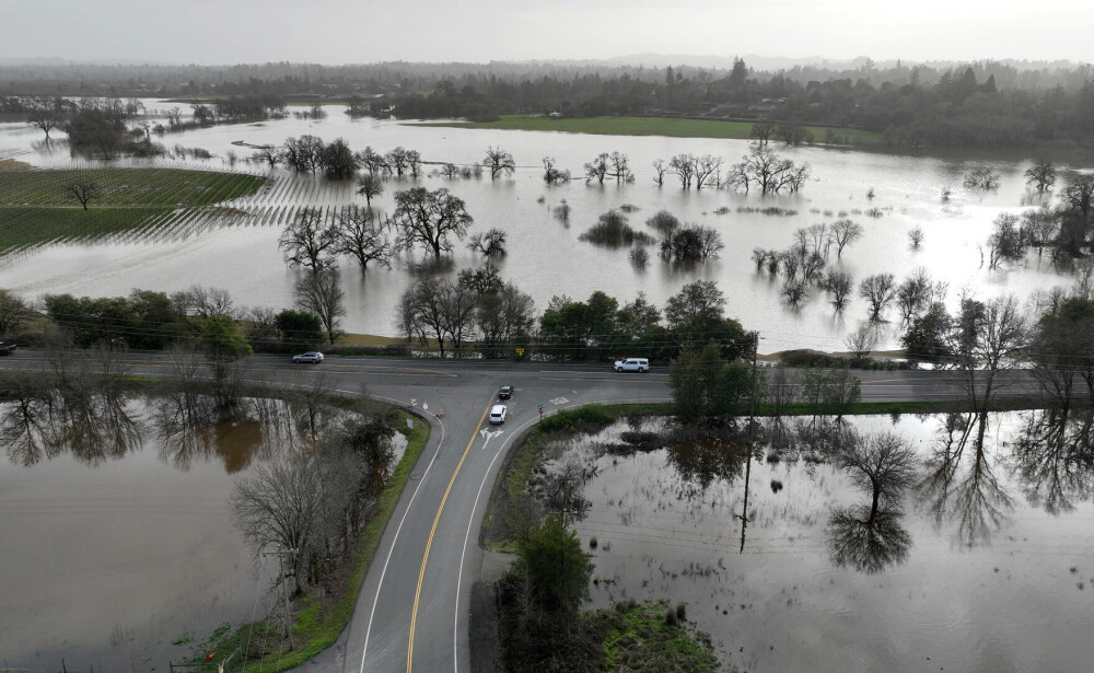 Atenţionare de călătorie pentru SUA: Stare de urgenţă în sudul statului California, din cauza furtunii tropicale Hillary - Imaginea 6
