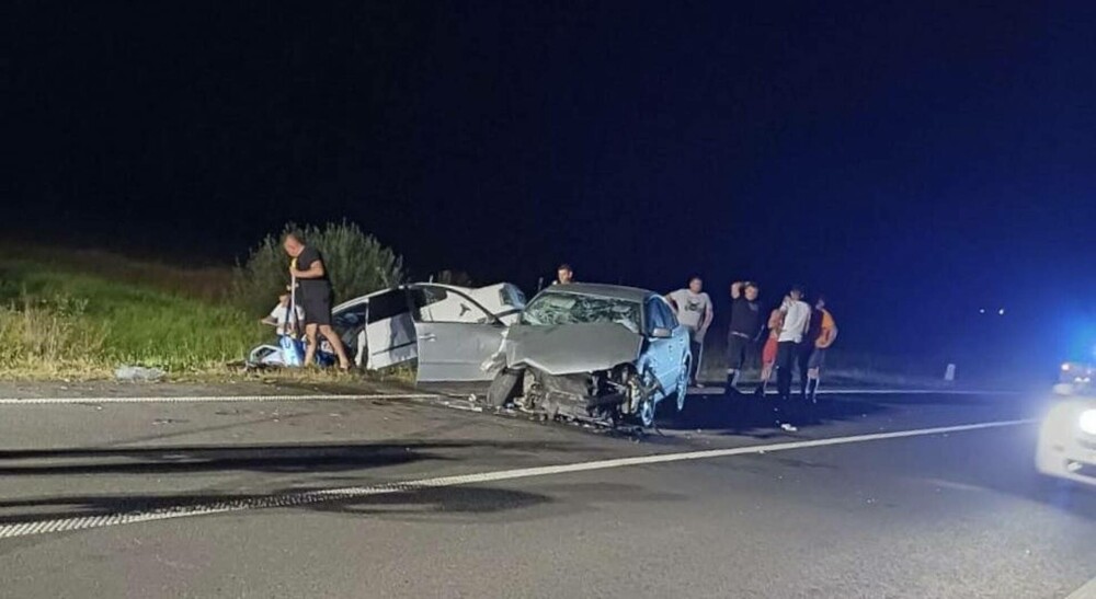 Accident cu patru victime pe DN 76. Unul dintre șoferi, un poliţist, este în comă | FOTO - Imaginea 1