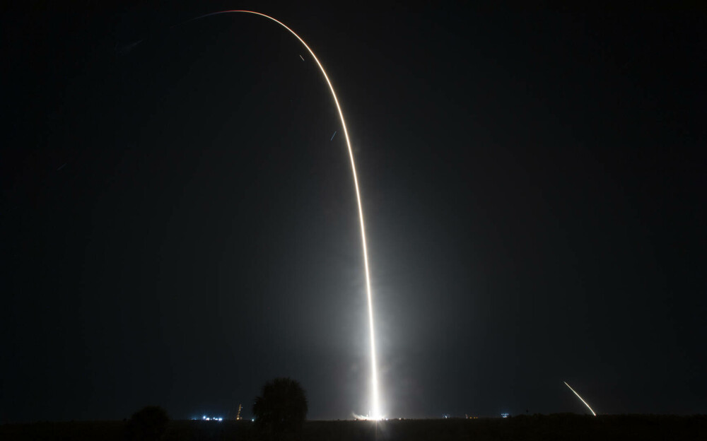 NASA şi SpaceX au trimis un echipaj spre Staţia Spaţială Internaţională. Momentul decolării | FOTO - Imaginea 17