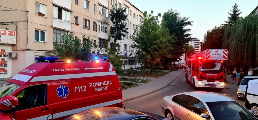 Explozie la o pizzerie din Pașcani. Locatarii unui bloc au fost evacuați de urgență. O persoană a fost rănită | FOTO - Imaginea 6