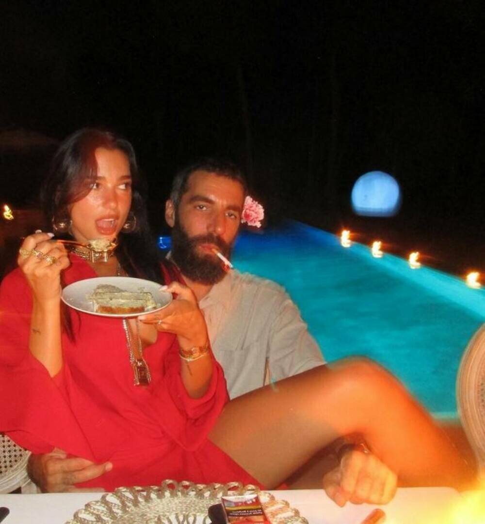 Dua Lipa a apărut „în franjuri” la o cină privată din New York. Și-a afișat silueta de invidiat - Imaginea 84
