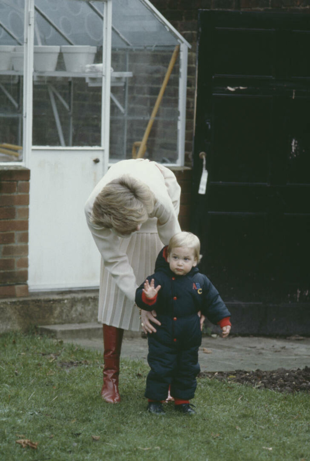 Promisiunea făcută de prințul William pentru mama sa, cu un an înainte să moară. Prințesa Diana a izbcnit în lacrimi | FOTO - Imaginea 15