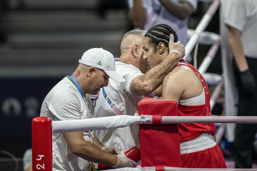 Tatăl controversatei pugiliste algeriene Imane Khelif: Copilul meu „este o fată” - Imaginea 12