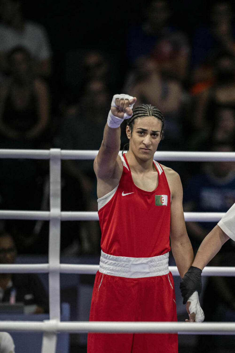 Controverse la box feminin. O sportivă descalificată la Mondiale pentru nivelul de testosteron și-a lovit puternic adversara - Imaginea 12