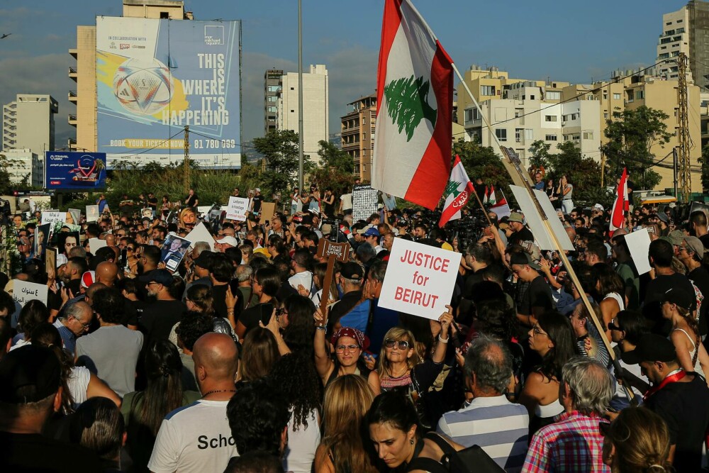 Manifestaţie în portul Beirut, la patru ani de la explozie, de teama izbucnirii unui război. „Criminalii nu au fost arestaţi” - Imaginea 1