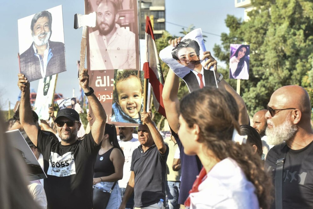 Manifestaţie în portul Beirut, la patru ani de la explozie, de teama izbucnirii unui război. „Criminalii nu au fost arestaţi” - Imaginea 15