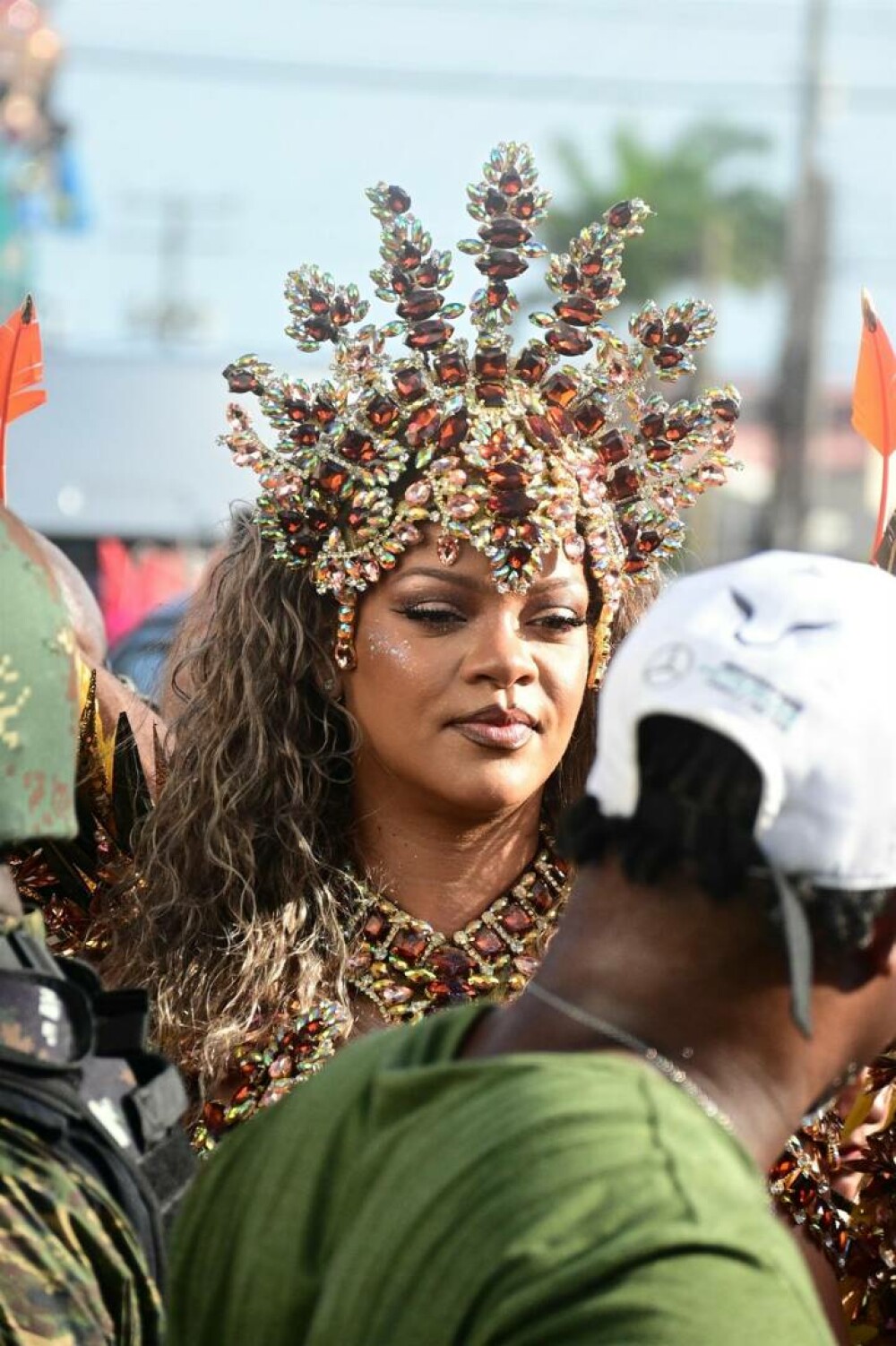 Rihanna, aşa cum nu am mai văzut-o. Cum a apărut în fața fanilor la carnavalul din Barbados. GALERIE FOTO - Imaginea 9