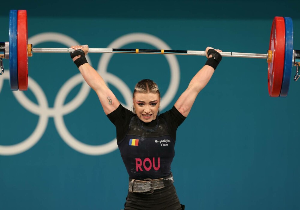 Jocurile Olimpice 2024. Mihaela Cambei: Sunt mândră de ce am reuşit, e prima medalie olimpică din istorie la haltere feminin - Imaginea 7