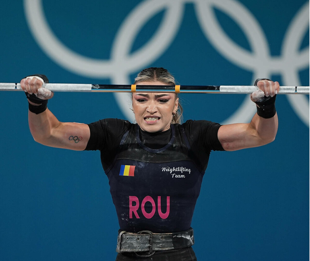 Jocurile Olimpice 2024. Mihaela Cambei: Sunt mândră de ce am reuşit, e prima medalie olimpică din istorie la haltere feminin - Imaginea 8