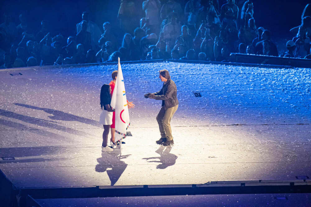 Simone Biles a purtat o gheată ortopedică la ceremonia de închidere a JO. Care este motivul. FOTO - Imaginea 10