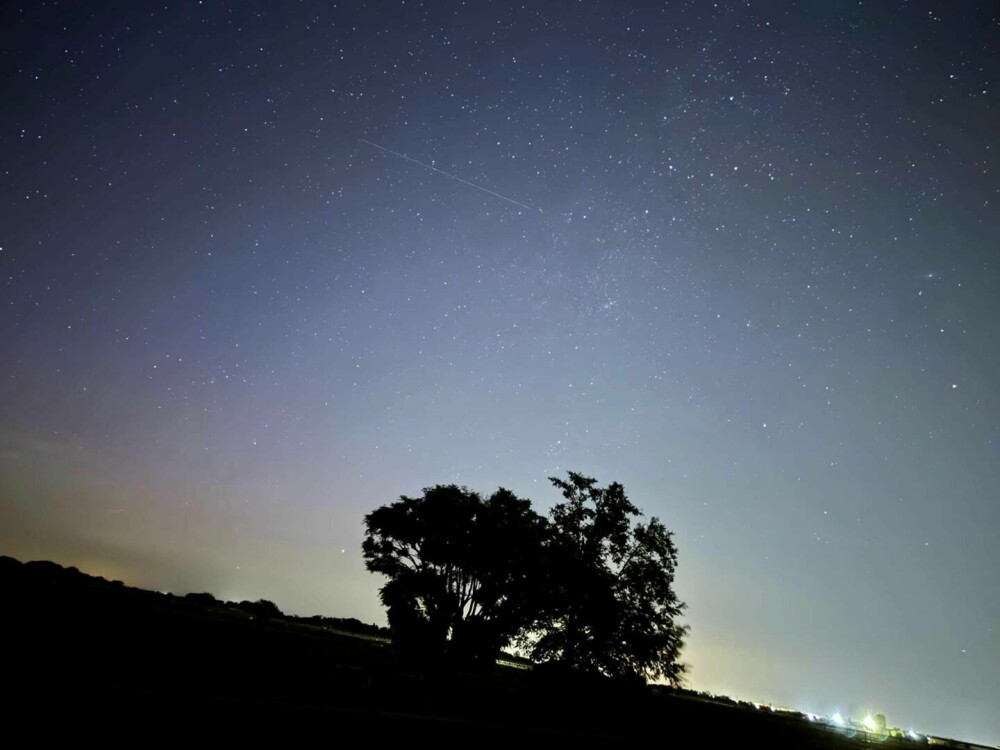 Perseidele și aurora boreală au luminat cerul României. Imagini spectaculoase cu ploaia de stele | GALERIE FOTO - Imaginea 7