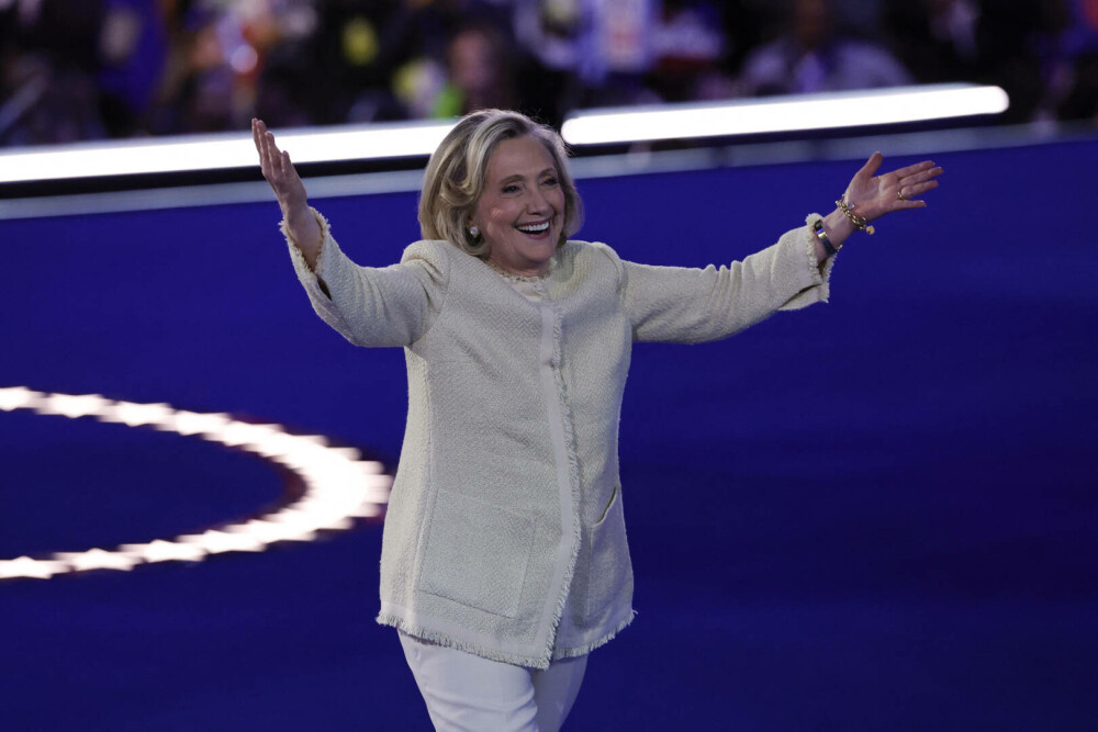 Hillary Clinton, la Convenţia Democrată de la Chicago: „Trebuie să luptăm pentru Kamala la fel cum ea luptă pentru noi” - Imaginea 7