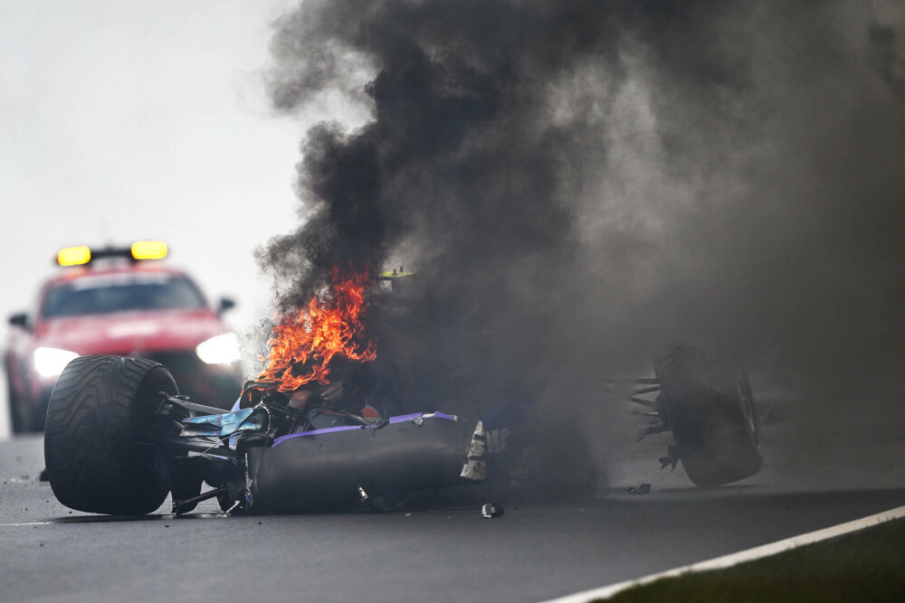 F1: Accident grav într-o sesiune de antrenament din Marele Premiu al Ţărilor de Jos. O mașină a luat foc | Video - Imaginea 3