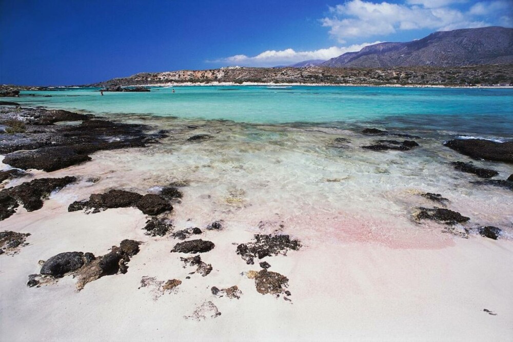 Plaja cu nisip roz din Italia. Unde se află Spiaggia Rosa Budelli, cum arată și cum ajungi la ea - Imaginea 2