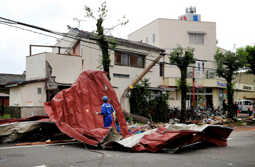 Daune în Japonia, după taifunul Shanshan. Cel puțin cinci persoane au murit şi milioane sunt evacuate | VIDEO & GALERIE FOTO - Imaginea 4