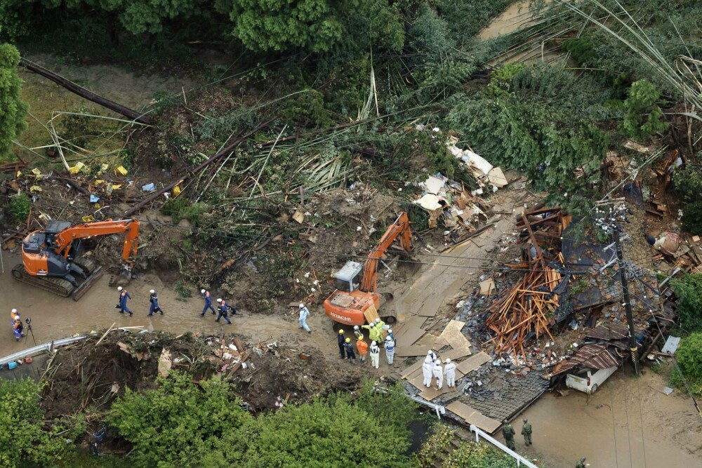 Daune în Japonia, după taifunul Shanshan. Cel puțin cinci persoane au murit şi milioane sunt evacuate | VIDEO & GALERIE FOTO - Imaginea 10