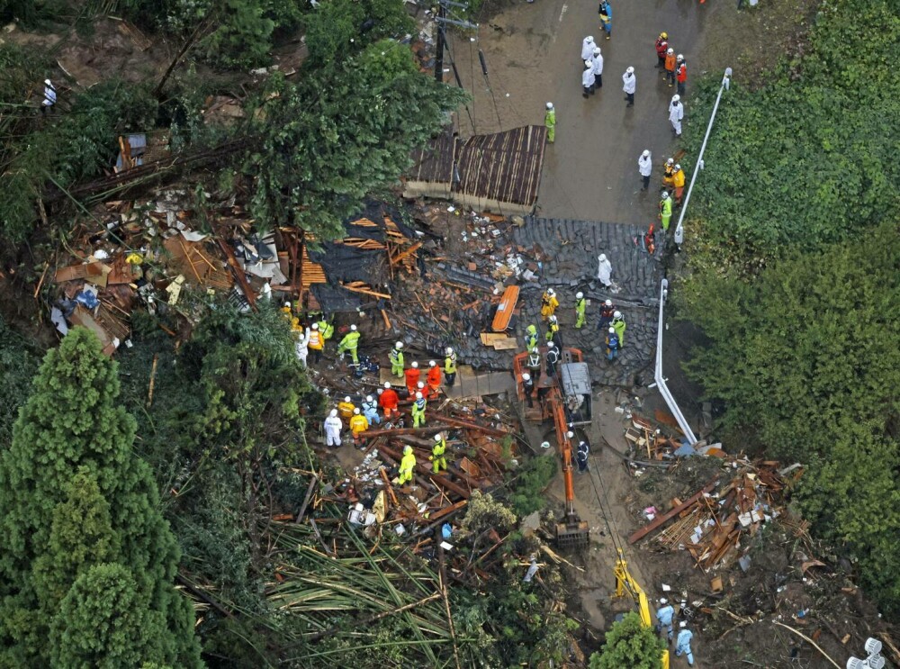 Daune în Japonia, după taifunul Shanshan. Cel puțin cinci persoane au murit şi milioane sunt evacuate | VIDEO & GALERIE FOTO - Imaginea 13