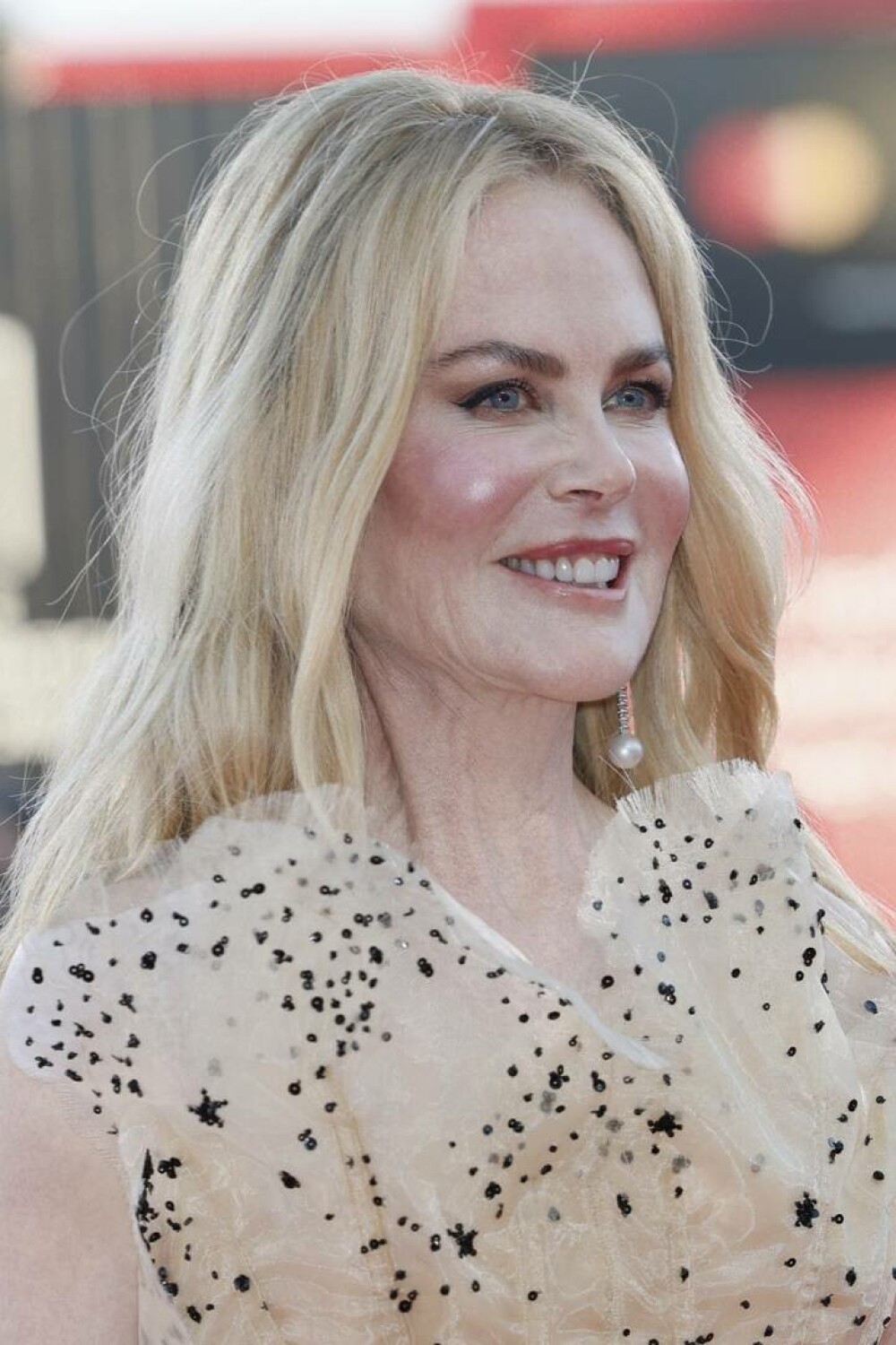 Nicole Kidman, apariţie spectaculoasă pe covorul roşu la Festivalul de Film de la Veneţia. Cum a reacționat publicul. FOTO - Imaginea 12