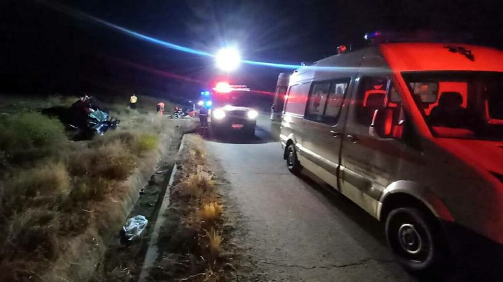 Doi adolescenţi au murit într-un accident cumplit în Teleorman. Alţi doi tineri au fost răniţi. FOTO - Imaginea 3