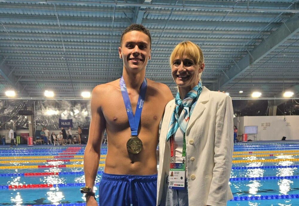 David Popovici, între cei mai buni sportivi din Balcani în 2025. Înotătorul român a fost inclus în top 10 BTA - Imaginea 5