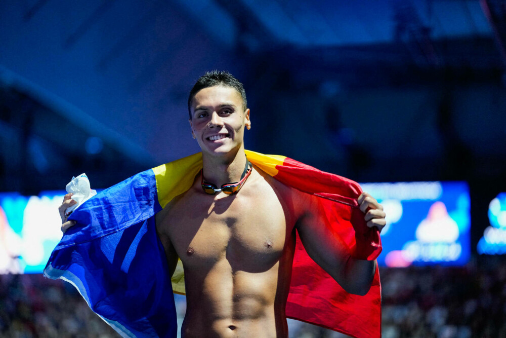 David Popovici, între cei mai buni sportivi din Balcani în 2025. Înotătorul român a fost inclus în top 10 BTA - Imaginea 4