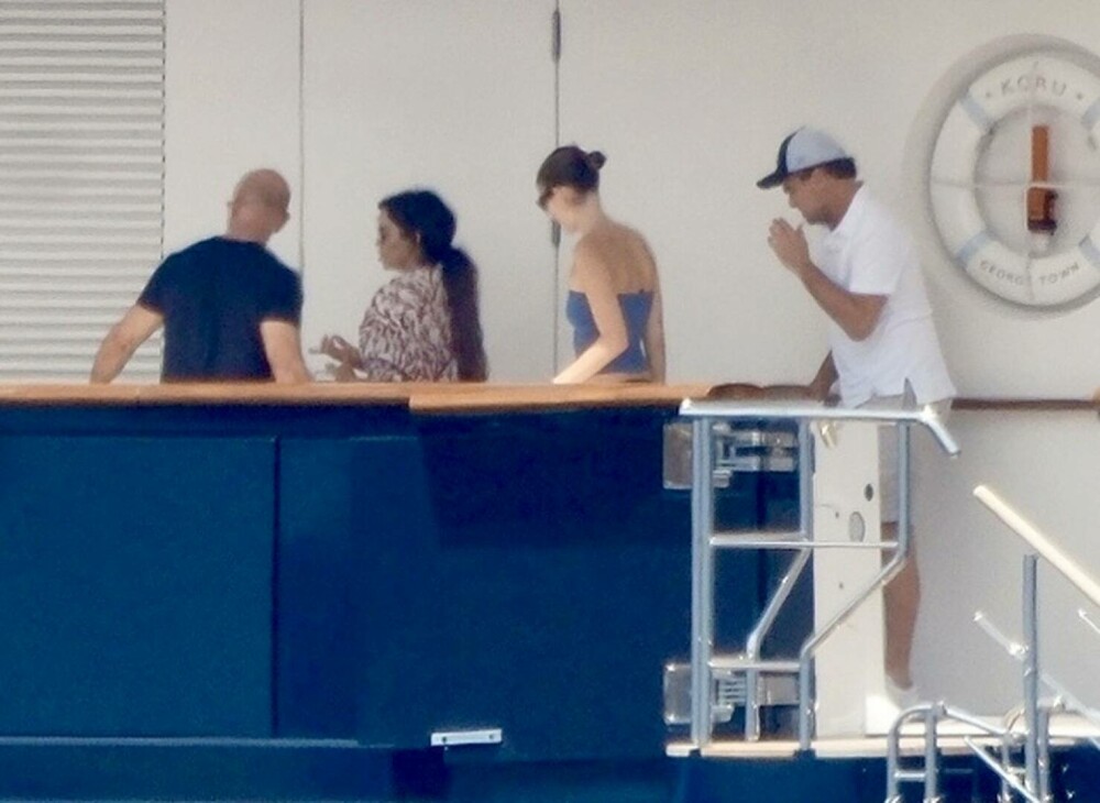 Jeff Bezos și Lauren Sánchez, cină romantică în Ibiza alături de Leonardo DiCaprio și de partenera lui. Cum au fost surprinși - Imaginea 2
