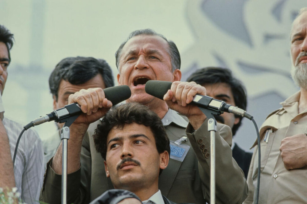 Viața lui Ion Iliescu în imagini. Momente cheie din cariera primului președinte al României postcomuniste | FOTO - Imaginea 7