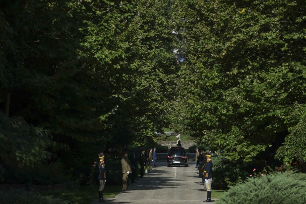 Mesajul soţiei lui Ion Iliescu, la catafalcul fostului preşedinte: 