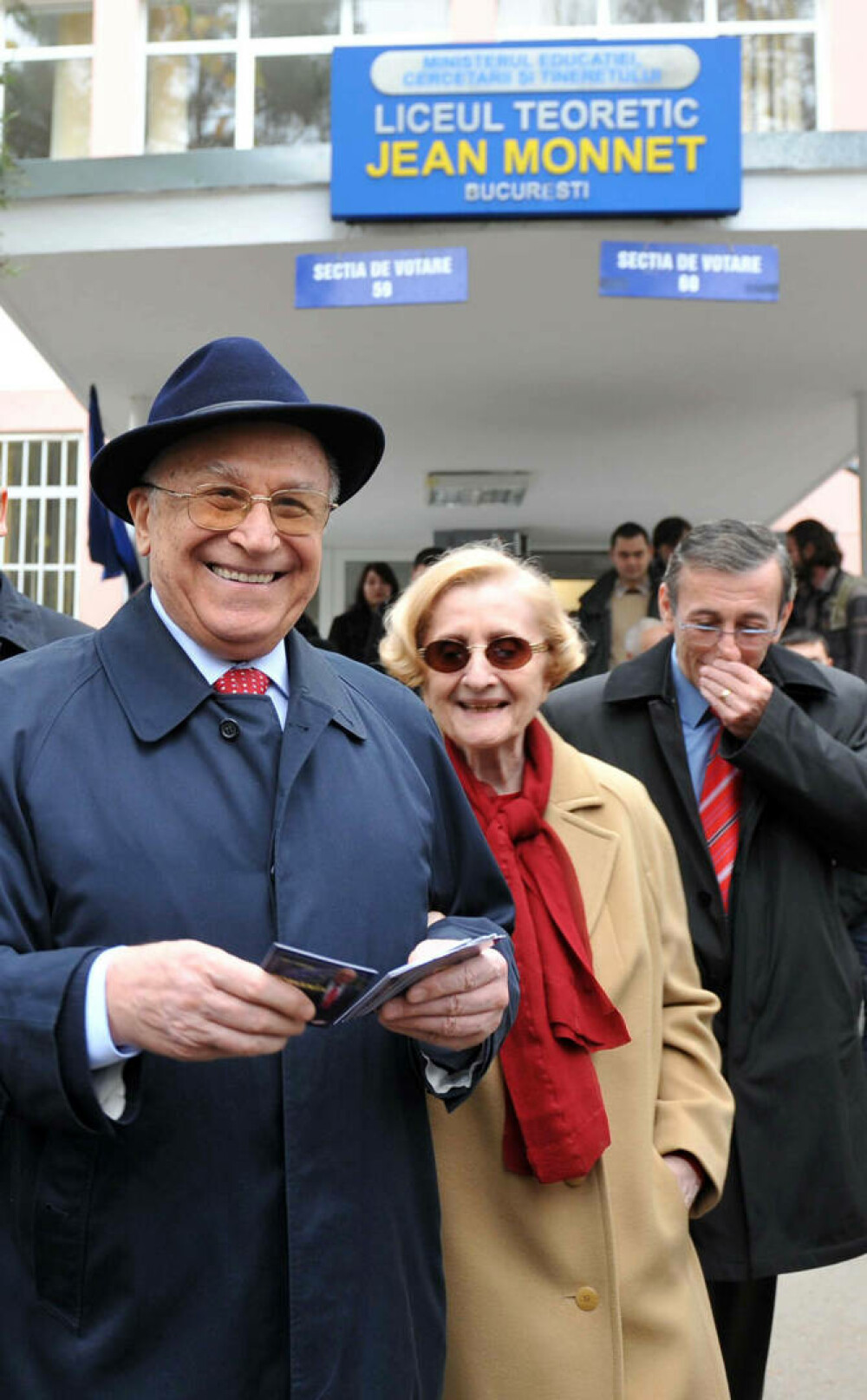 Mesajul soţiei lui Ion Iliescu, la catafalcul fostului preşedinte: 