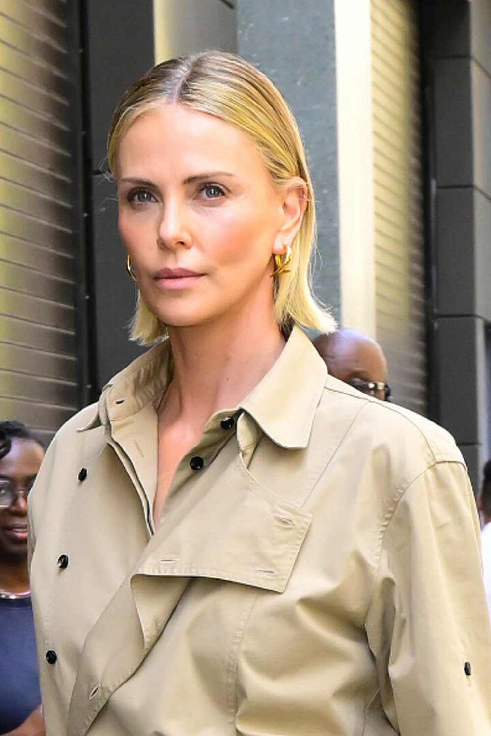 Charlize Theron împlinește 50 de ani. A visat să fie balerină, dar a cucerit Hollywoodul. Imagini de colecție | GALERIE FOTO - Imaginea 13