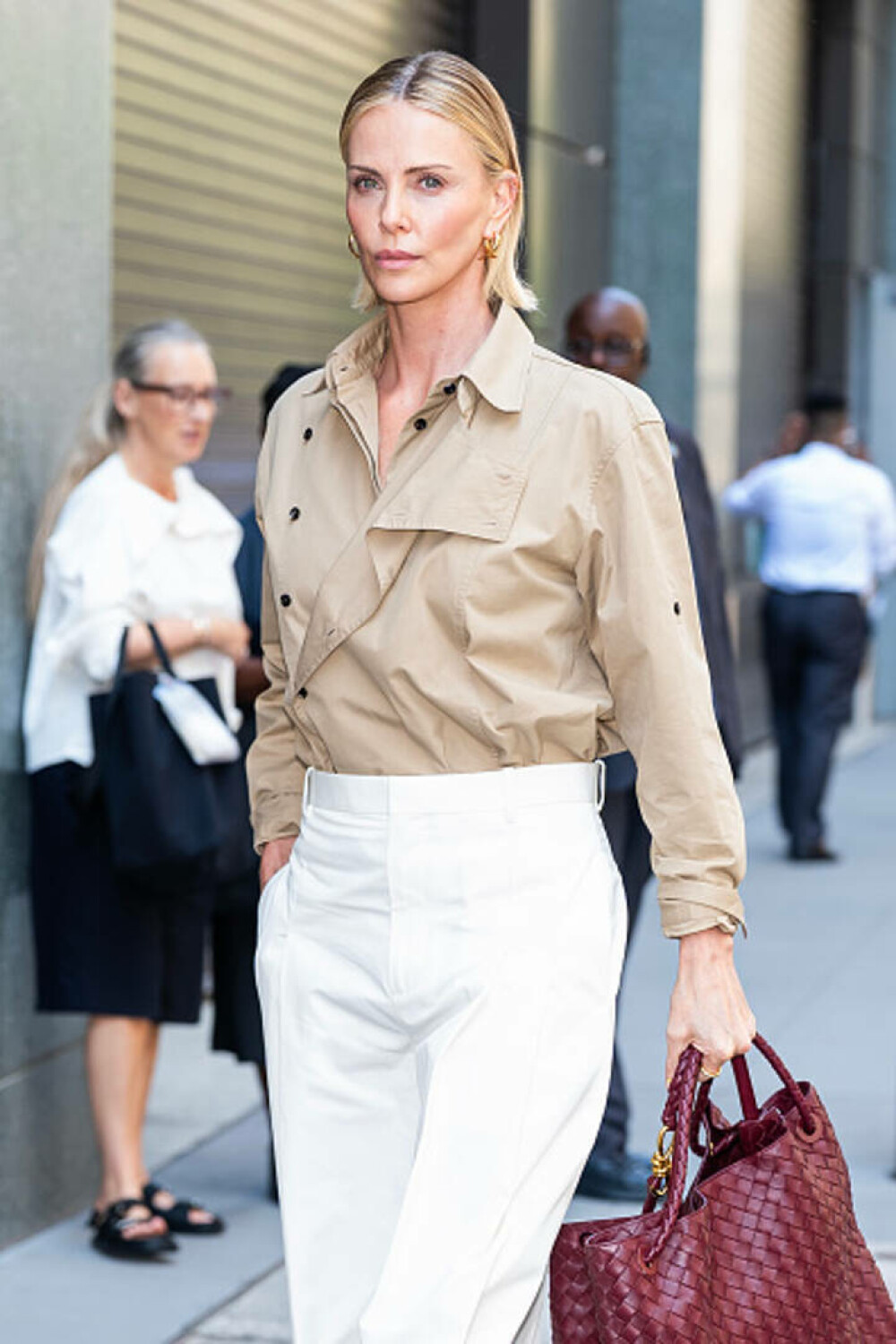 Charlize Theron împlinește 50 de ani. A visat să fie balerină, dar a cucerit Hollywoodul. Imagini de colecție | GALERIE FOTO - Imaginea 14