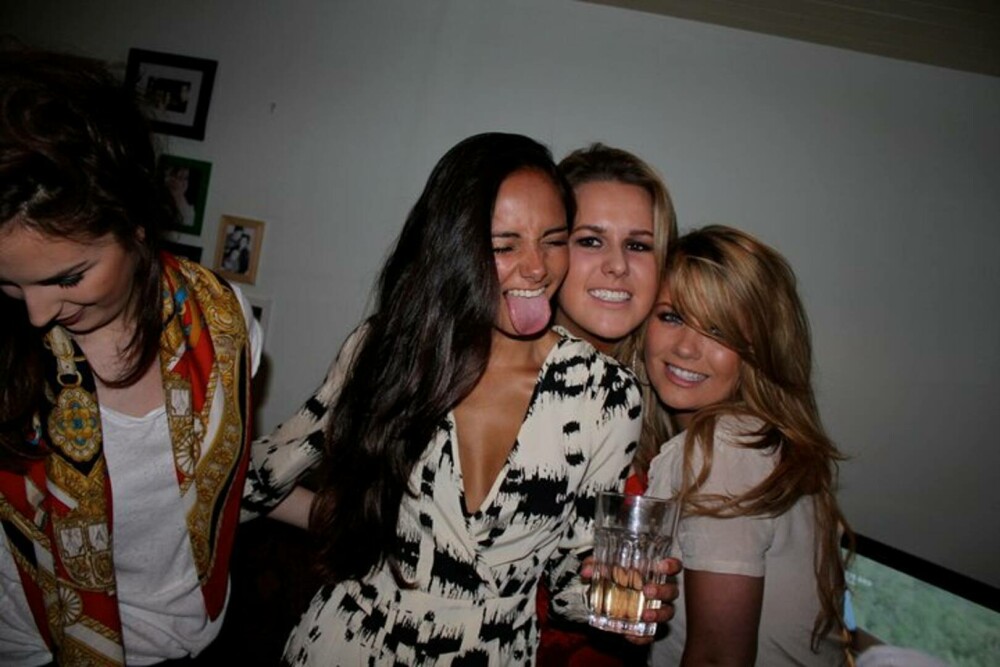 O antreprenoare de 33 de ani, cunoscută pentru brandul său de costume de baie de lux, găsită moartă pe un iaht. FOTO - Imaginea 3