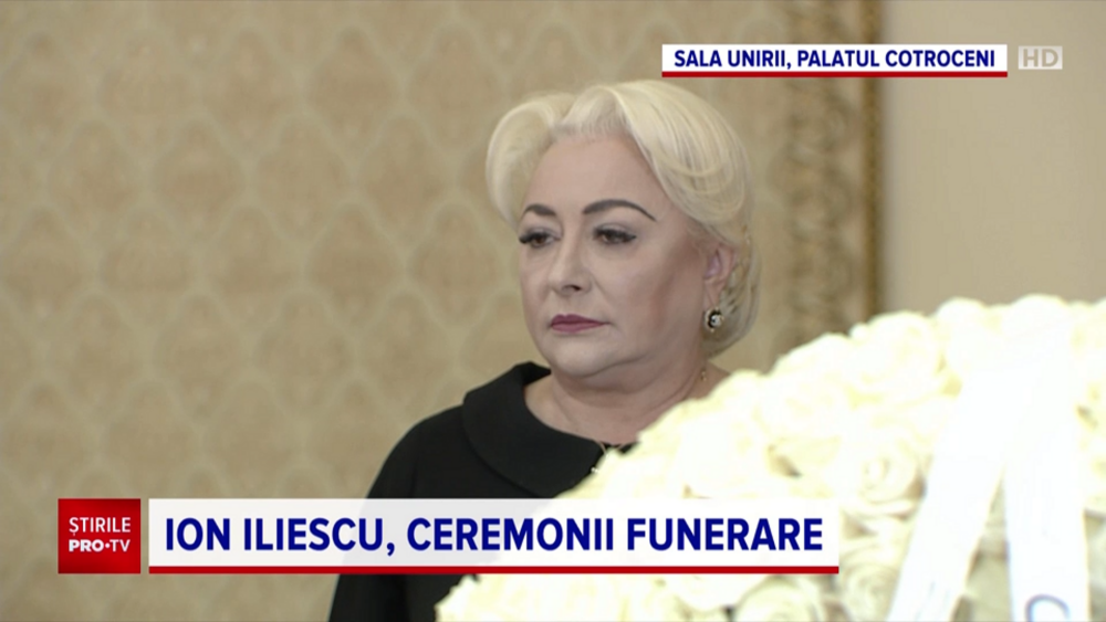 Înmormântarea lui Ion Iliescu, ceremonii oficiale. Nina Iliescu a lipsit de la funeraliile de stat de la Palatul Cotroceni - Imaginea 2