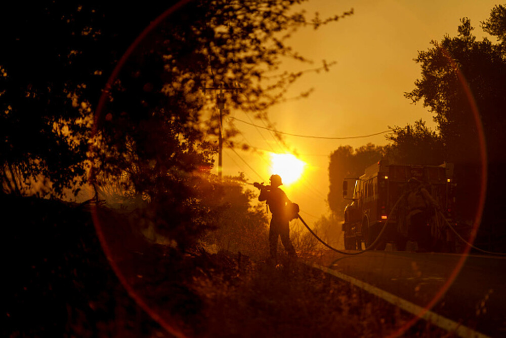 MAE, atenţionare de călătorie pentru SUA. Mai multe zone au fost evacuate după un incendiu violent. GALERIE FOTO & VIDEO - Imaginea 17
