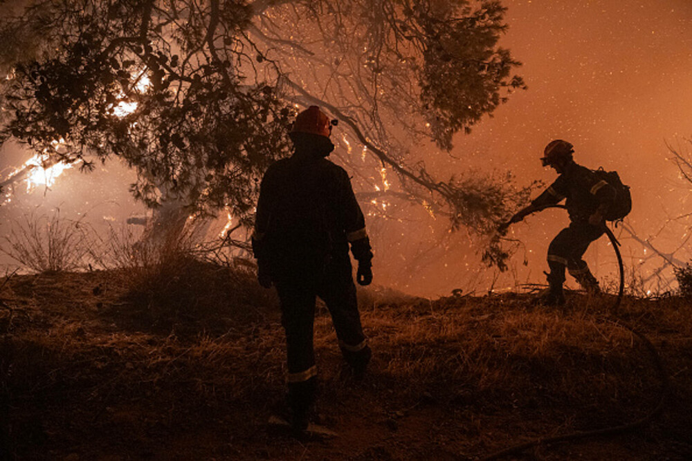 Sudul Europei, în alertă din cauza incendiilor. Flăcările au înghițit case în doar câteva minute, în Grecia și Turcia - Imaginea 11