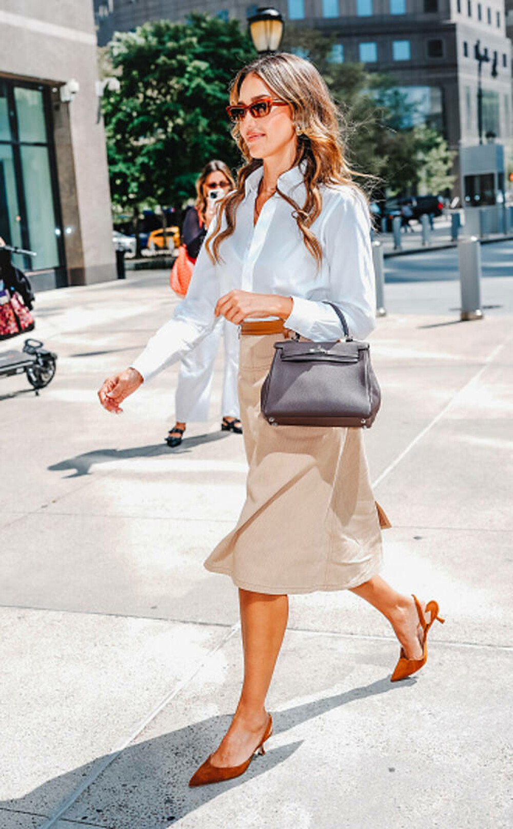 Jessica Alba a întors toate privirile la New York. Cum a fost surprinsă după vacanța din Miami. GALERIE FOTO - Imaginea 2