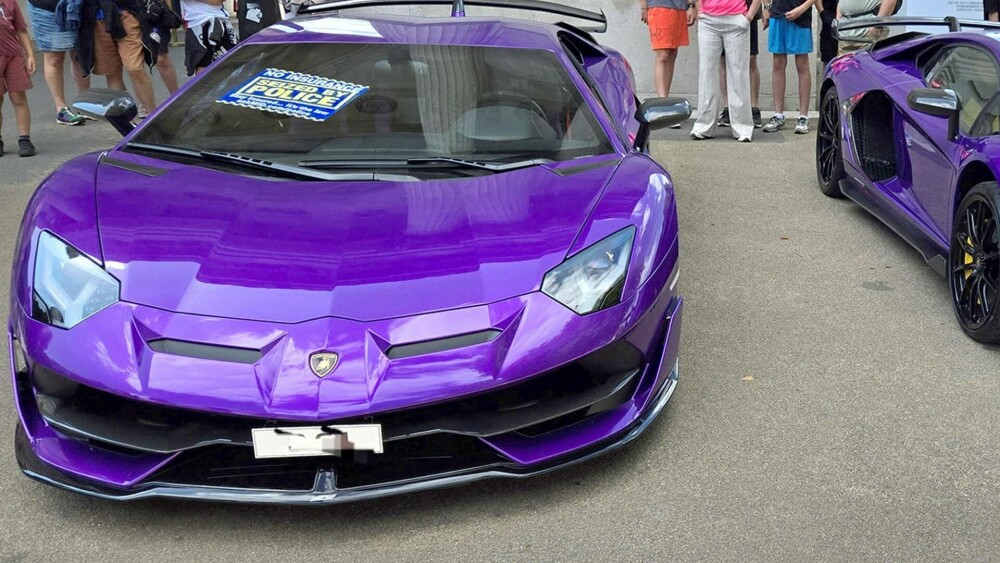 Poliția londoneză a confiscat 72 de mașini de lux, după ce a primit plângeri de la locuitori. FOTO - Imaginea 1