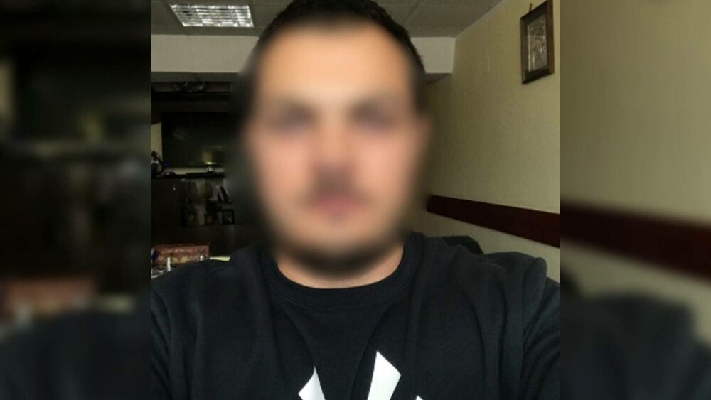 Filmul crimei din Sibiu. Ce le-a spus rudelor tânărul care și-a ucis bunicul imobilizat la pat. „Era foarte agresiv” - Imaginea 2