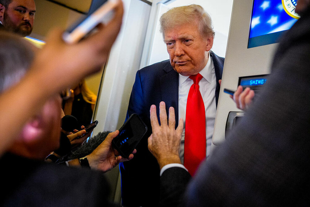 GALERIE FOTO. Cum l-a așteptat Donald Trump cu covorul roșu pe Vladimir Putin, acuzat de crime de război - Imaginea 34