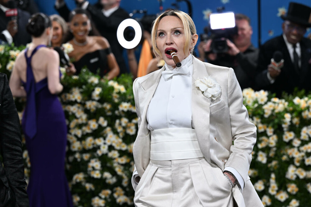 Madonna împlineşte 67 de ani. Momente memorabile din cariera controversatei artiste. GALERIE FOTO - Imaginea 17