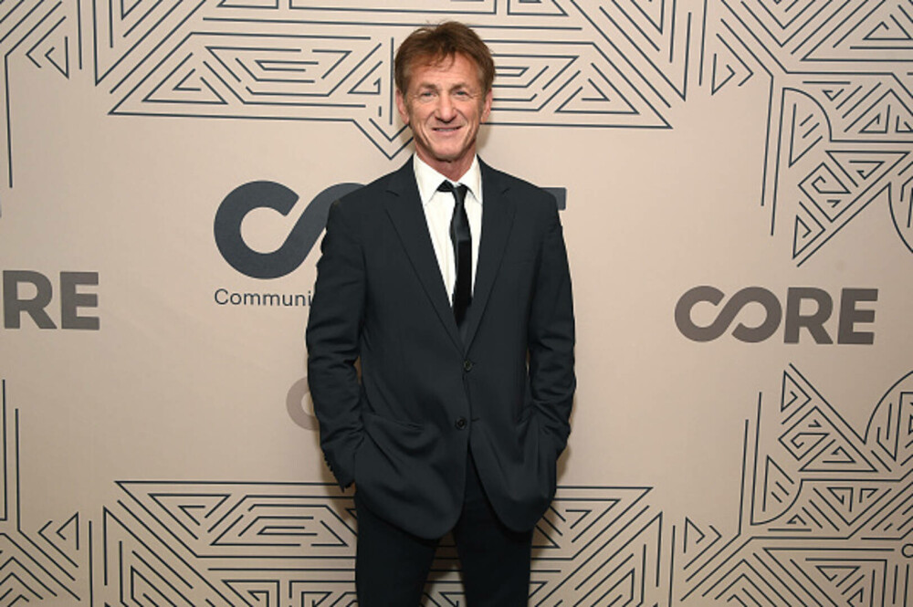 Sean Penn a împlinit 65 de ani. Actorul rămâne un nume iconic al cinematografiei americane. GALERIE FOTO - Imaginea 8