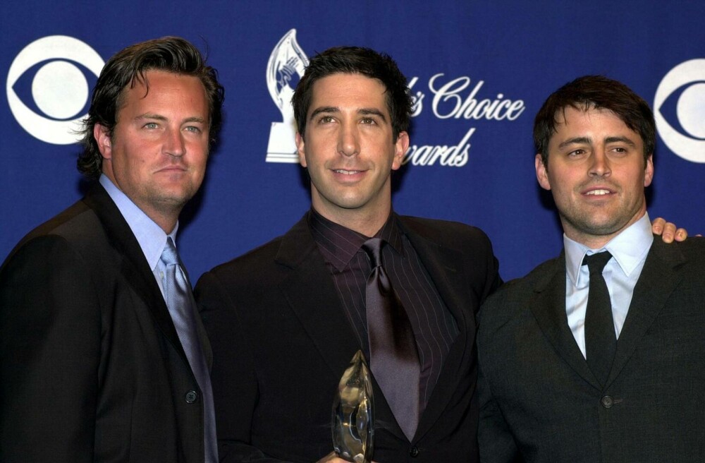 Matthew Perry ar fi împlinit 56 de ani pe 19 august. Moartea actorului a şocat fanii serialului „Friends'”. FOTO - Imaginea 20