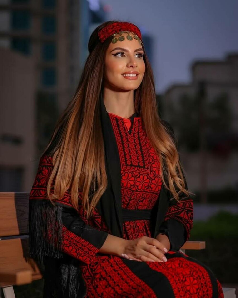 Palestina va fi reprezentată pentru prima dată în istorie la „Miss Universe”. Cine este Nadeen Ayoub | GALERIE FOTO - Imaginea 17