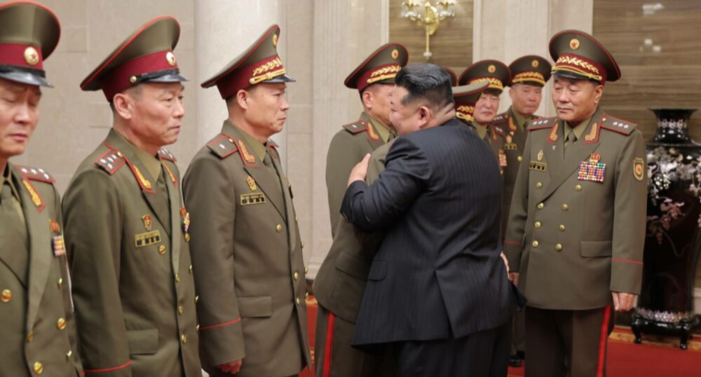 Kim Jong Un a salutat trupele sale „eroice” trimise în sprijinul Rusiei, în războiul cu Ucraina - Imaginea 4