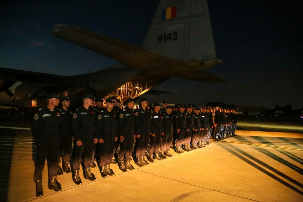 Pompierii români au plecat spre Spania cu o aeronavă militară. Vor acţiona la incendiile din regiunea Galicia. FOTO&VIDEO - Imaginea 14