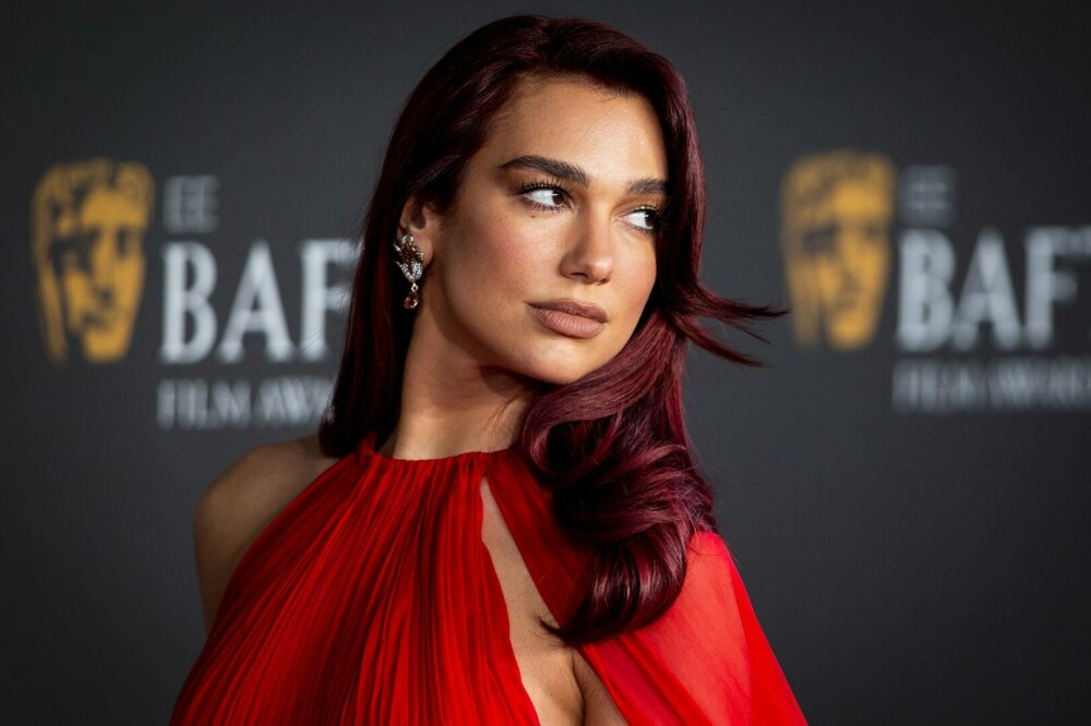 Dua Lipa a apărut „în franjuri” la o cină privată din New York. Și-a afișat silueta de invidiat - Imaginea 37