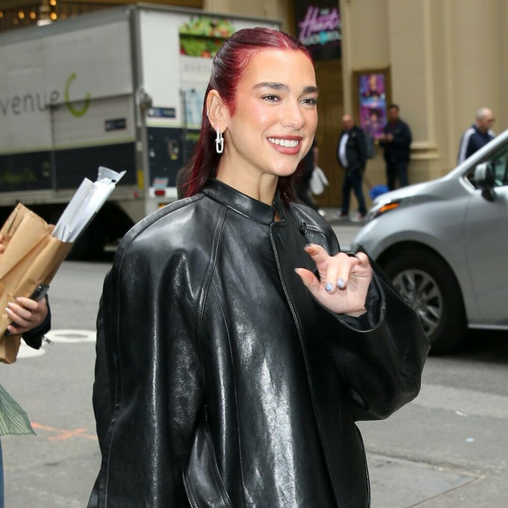 Dua Lipa a apărut „în franjuri” la o cină privată din New York. Și-a afișat silueta de invidiat - Imaginea 33