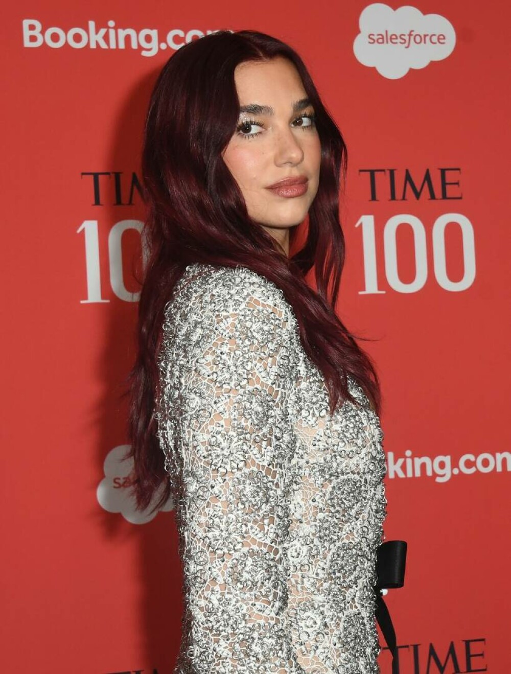 Dua Lipa a apărut „în franjuri” la o cină privată din New York. Și-a afișat silueta de invidiat - Imaginea 31