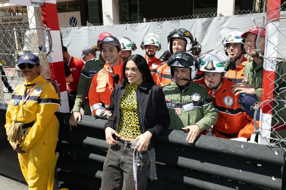 Dua Lipa a apărut „în franjuri” la o cină privată din New York. Și-a afișat silueta de invidiat - Imaginea 29